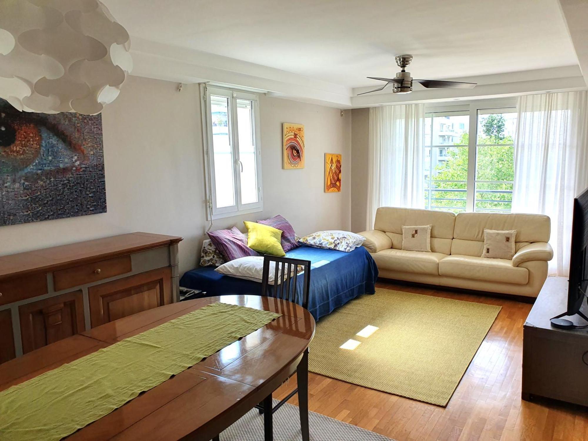 Appartement Residentiel Au Vert Et Au Frais Монтиньи-ле-Бретонё Экстерьер фото
